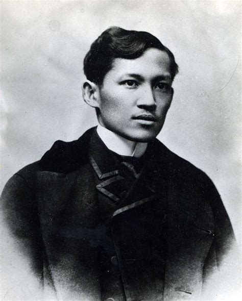  Phoenix: The Story of Jose Rizal -  A Fiery Tale of Patriotism and Perilous Passion